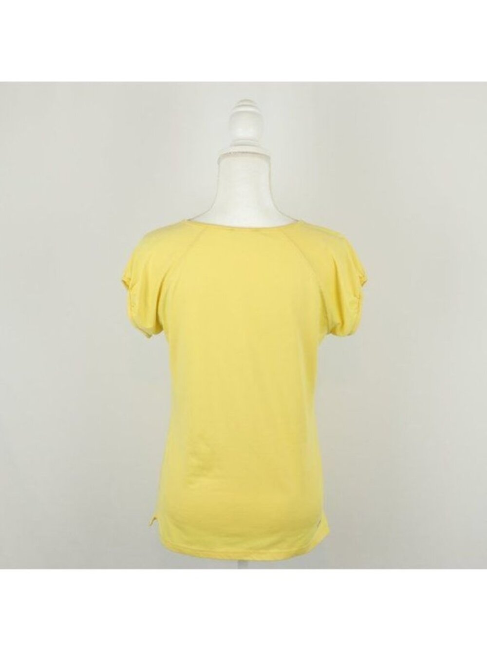 The North Face Women's Medium Yellow Nature Themed Casual & Performance Tee - Picture 3 of 9